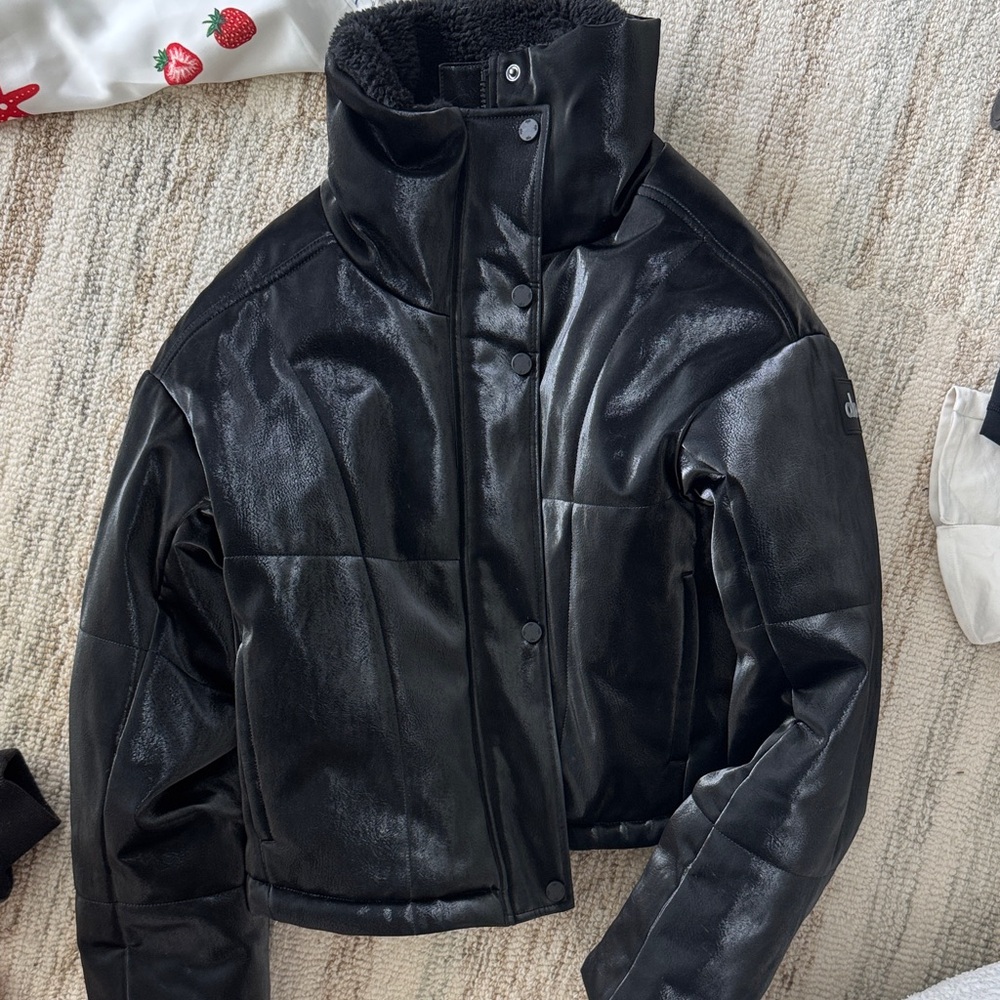 ALO Yoga Black Fleece Jacket